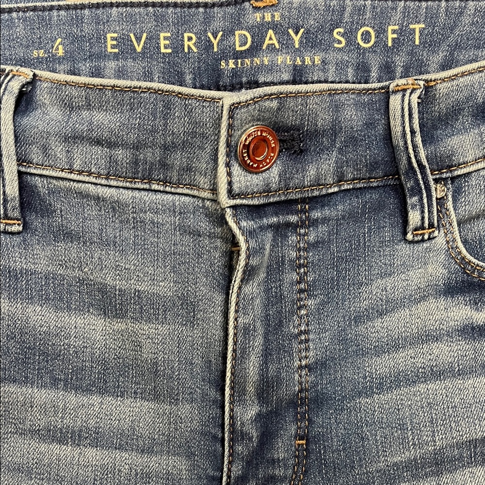 White House Black Market Everyday Soft Blue Flare Jeans - Picture 2 of 4